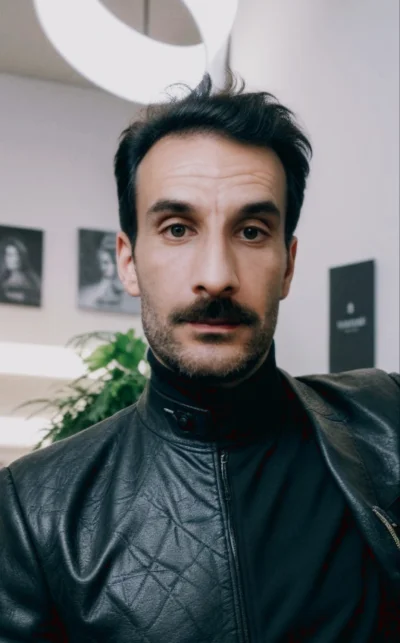 محمود وطن دوست 